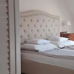 Lux